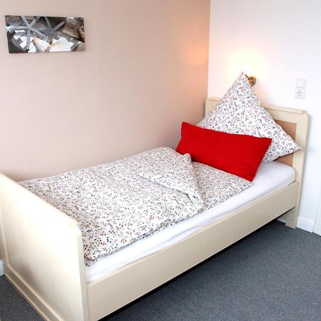 Wohnen Unter Reet Apartment Galmsbull Exterior photo