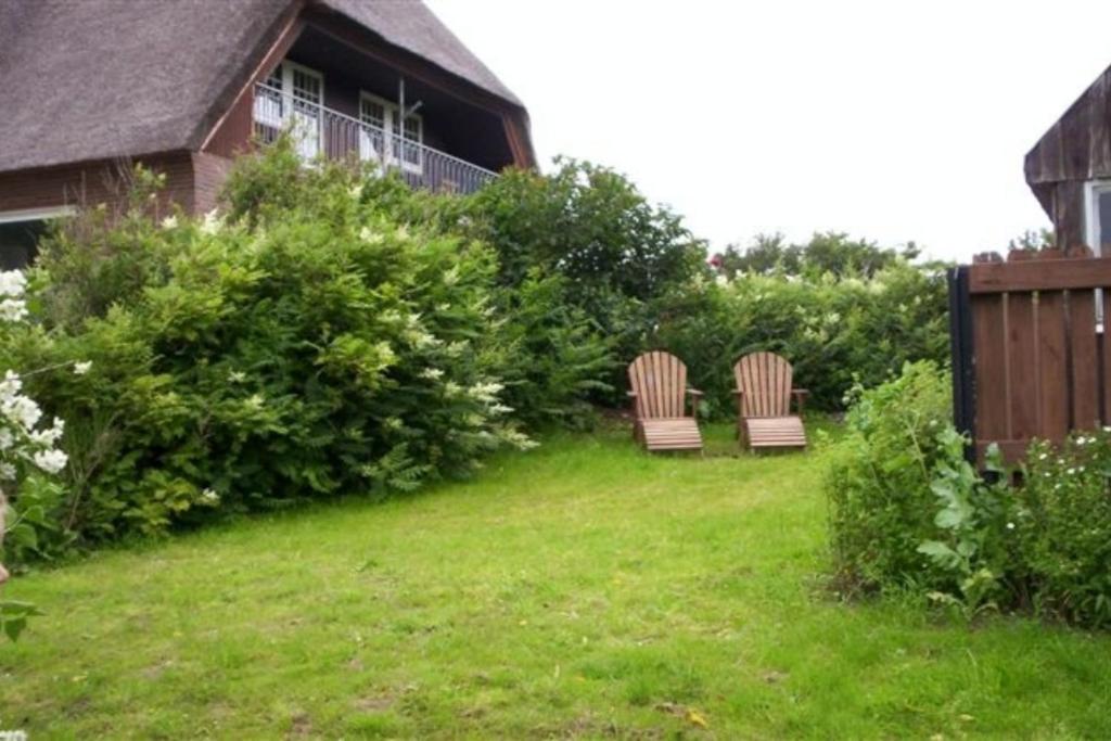 Wohnen Unter Reet Apartment Galmsbull Exterior photo